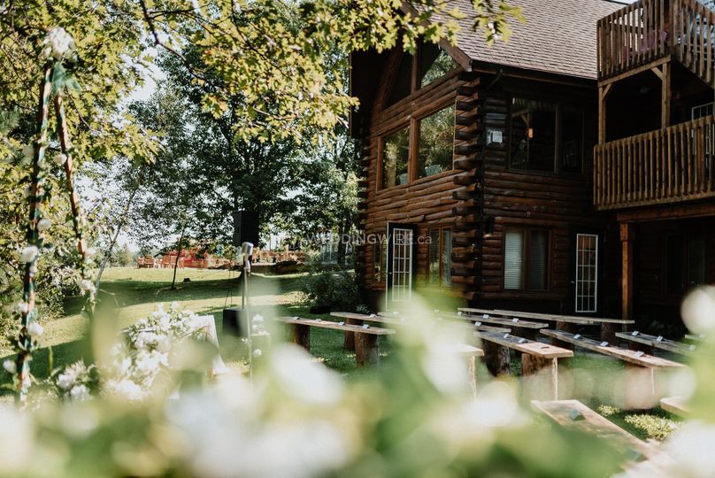 The Ledges Inn