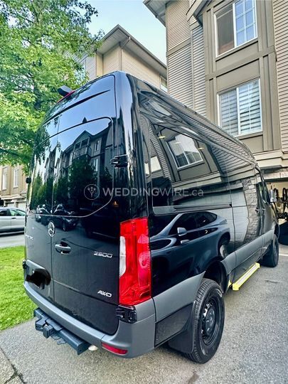 Artista Van Rental