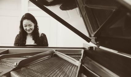 Yumi Palleschi - Pianist