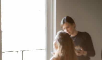 Makeup artist 