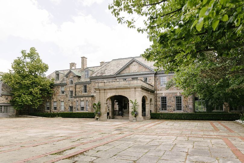 Graydon Hall Manor