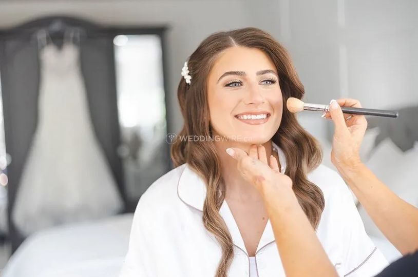 Michele Gomes Makeup and Hair