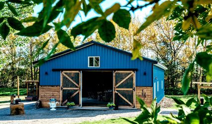 Copper Creek Barn - Venue - Sturgeon County - Weddingwire.ca