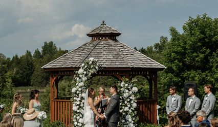 White Iris Wedding and Events