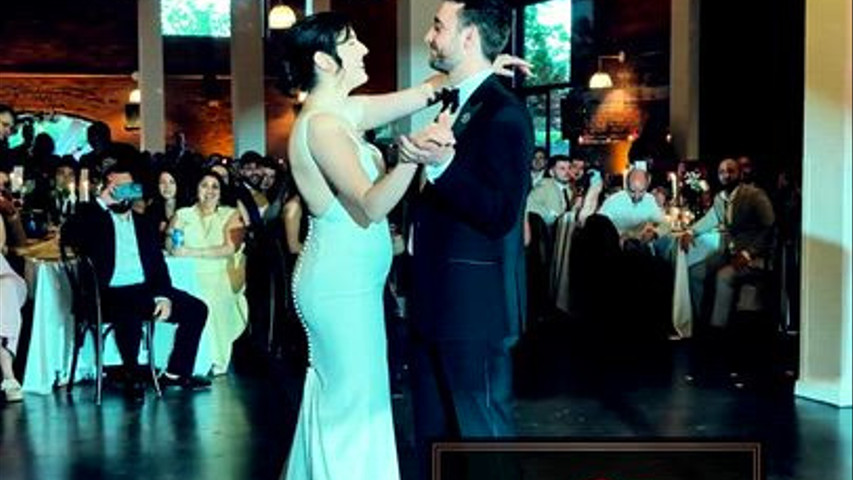 Entrepot Dominion K & N Wedding