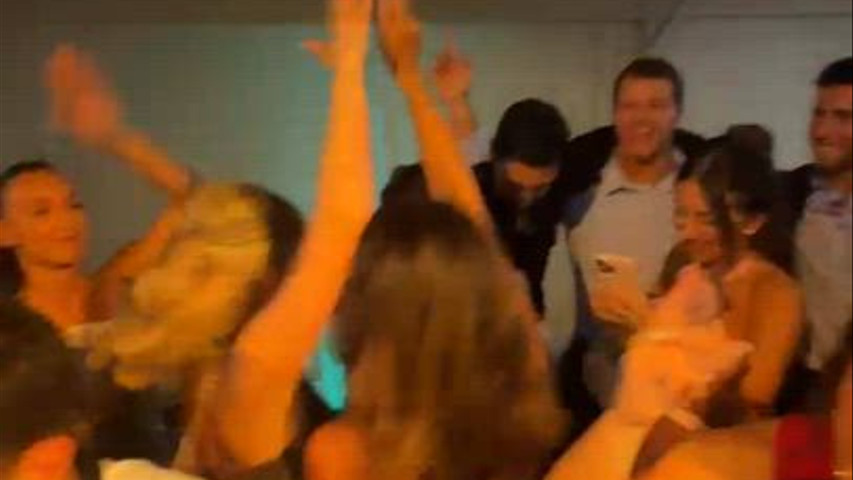 A moment of love, a dream, a laugh!