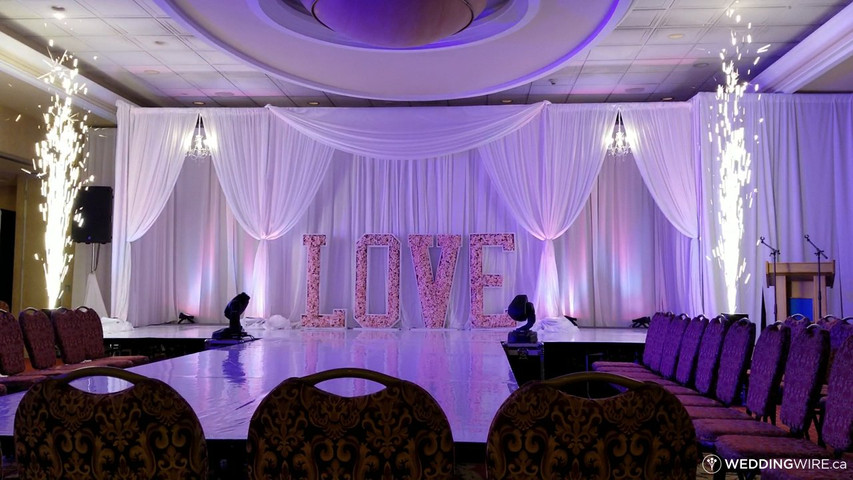 Niagara Wedding Show Stage Design