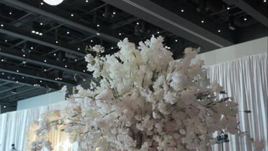 Handcrafted Luxury Wedding Tree