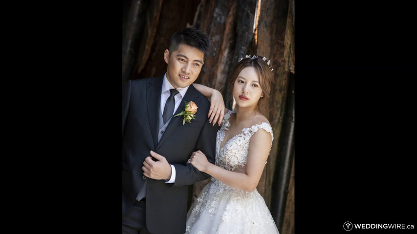 Wedding Couple wants to have fun!