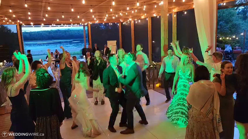 DJ Services at Lakeview Events