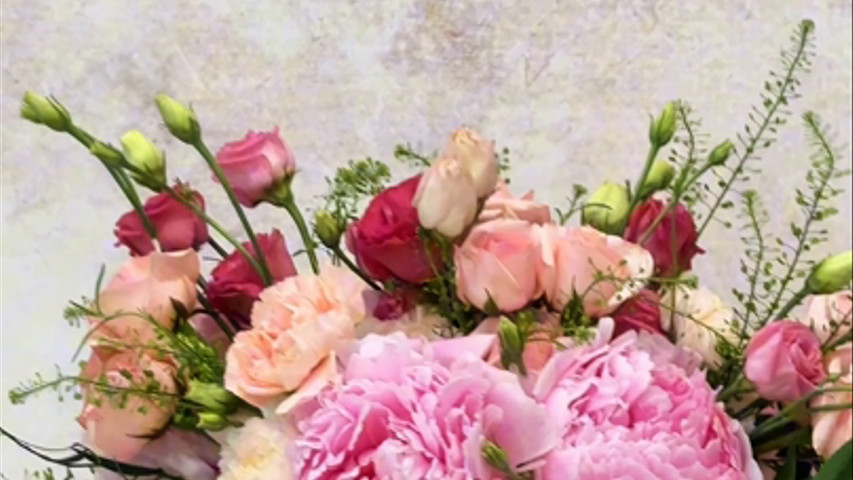 Creating Bouquet 