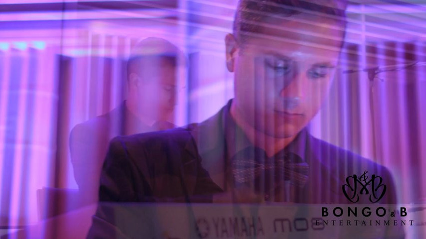 Keyboard and conga duo - Melodic deep house playlist