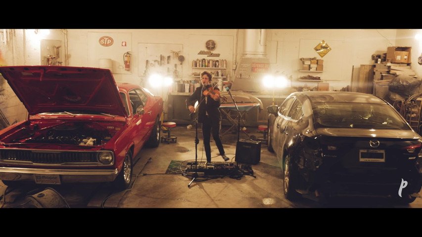 Bongo & B Exclusive - Beat looping violinist