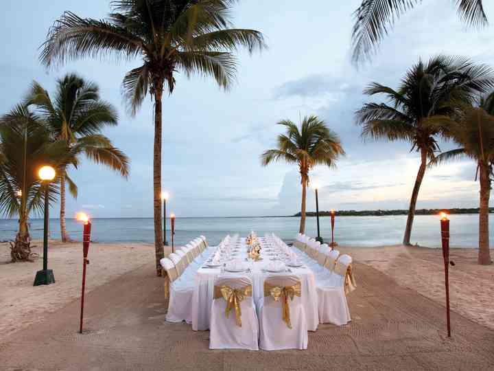 25 Awesome Beach Wedding Ideas