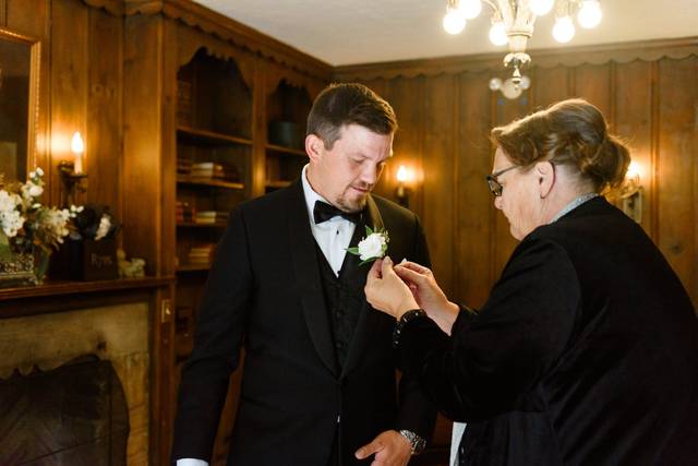 The wedding of Jennifer and Dustin 2