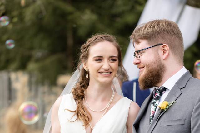 The wedding of Jenna and Deven 3