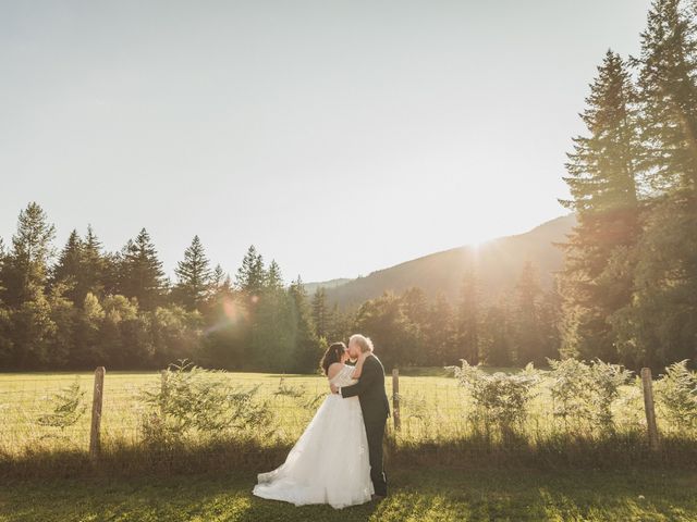 Ian and Nada's wedding in Chilliwack, British Columbia 13