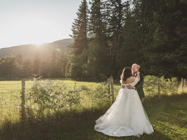 Ian and Nada's wedding in Chilliwack, British Columbia 14