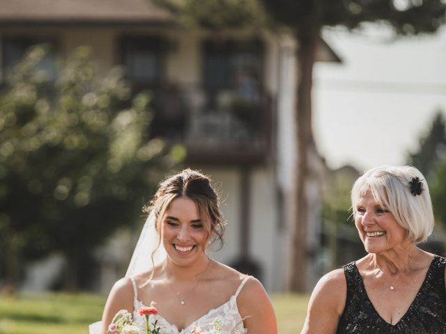 Jen and Mark's wedding in Chilliwack, British Columbia 8