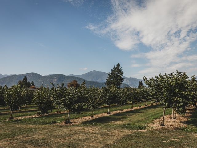 Jen and Mark's wedding in Chilliwack, British Columbia 43