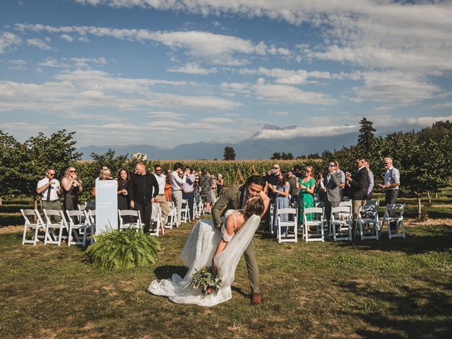 Jen and Mark's wedding in Chilliwack, British Columbia 59
