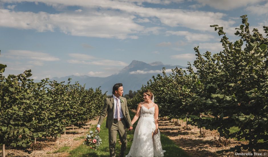 Jen and Mark's wedding in Chilliwack, British Columbia