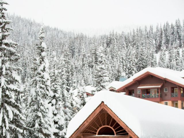 Mark and Jenn's wedding in Sun Peaks, British Columbia 38