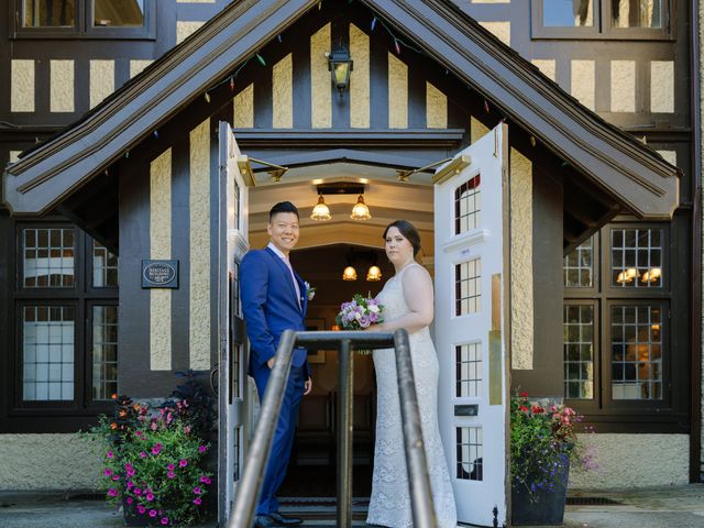 Antony and Hayley's wedding in Burnaby, British Columbia 32