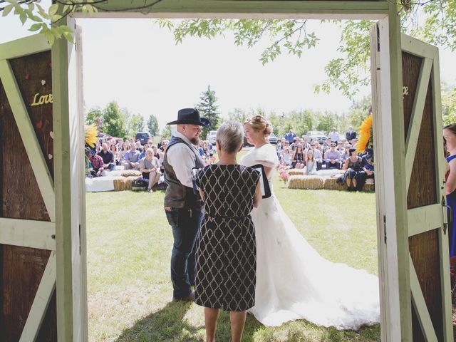 Brent and Jessica&apos;s wedding in Edmonton, Alberta 40