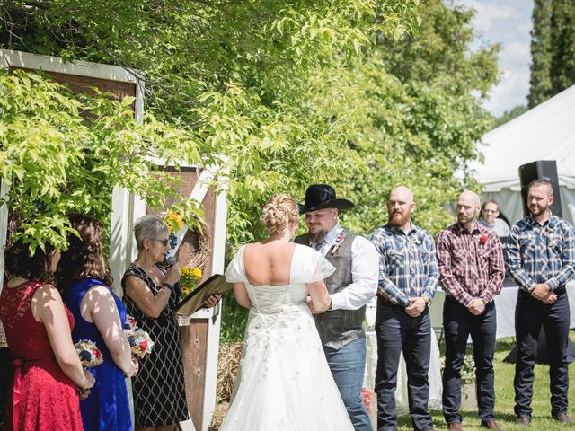 Brent and Jessica&apos;s wedding in Edmonton, Alberta 41