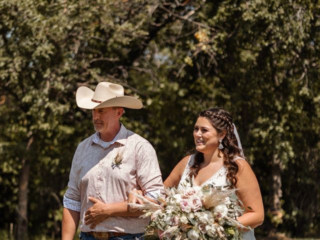 Teegan and Leighton's wedding in Cayley, Alberta 16