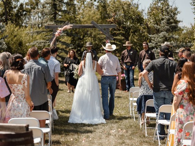 Teegan and Leighton's wedding in Cayley, Alberta 18