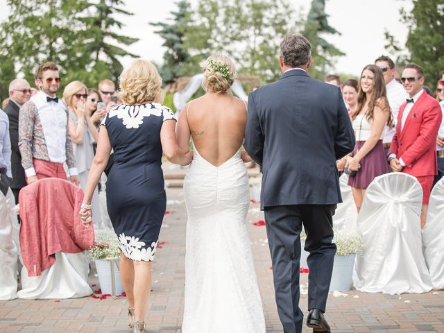 Robin and Lauren&apos;s wedding in Edmonton, Alberta 27