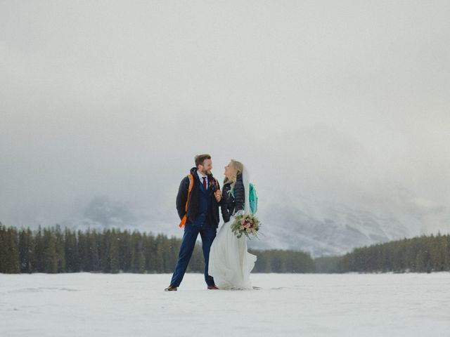 Robert and Jenny&apos;s wedding in Canmore, Alberta 31