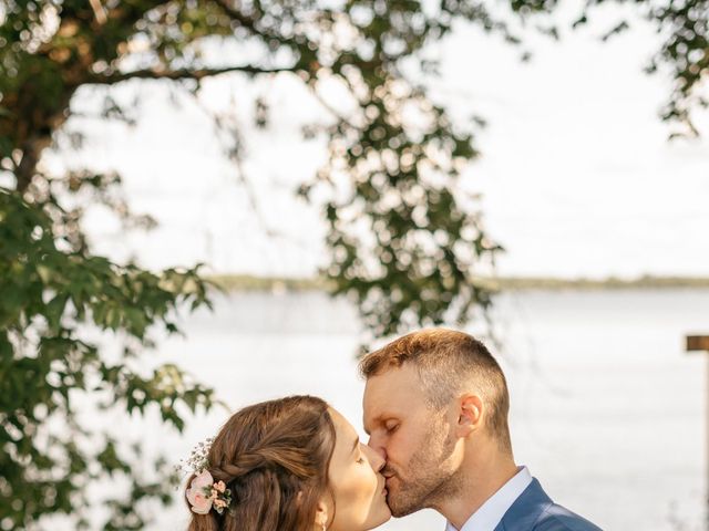Chase and Samantha&apos;s wedding in Lac du Bonnet, Manitoba 16