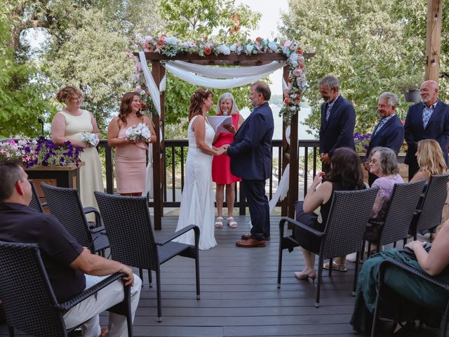 Diane and Mark's wedding in Kingston, Ontario 6