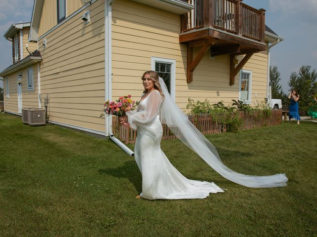 Danielle and George's wedding in Niverville, Manitoba 13
