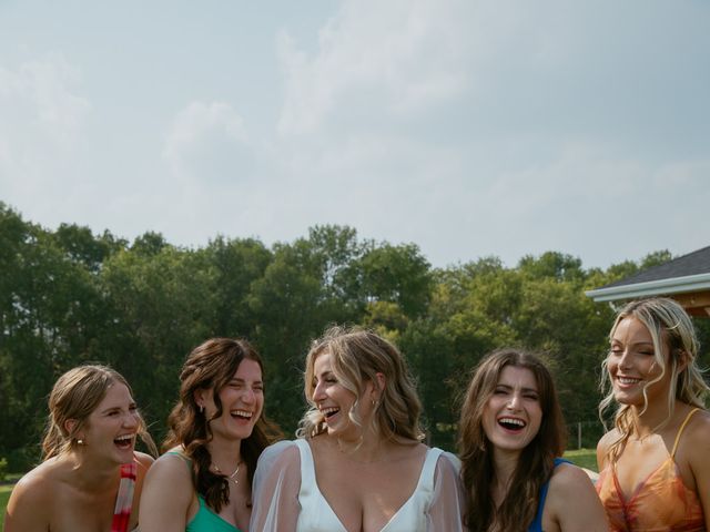 Danielle and George's wedding in Niverville, Manitoba 44