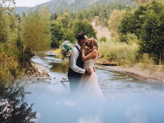 Ashley and Dallas&apos;s wedding in Kelowna, British Columbia 35