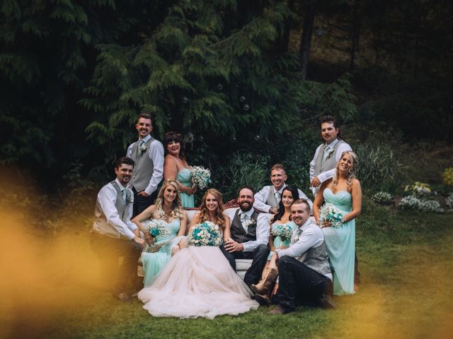 Ashley and Dallas&apos;s wedding in Kelowna, British Columbia 37