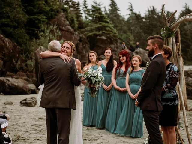 Joshua and Kirsten&apos;s wedding in Tofino, British Columbia 8