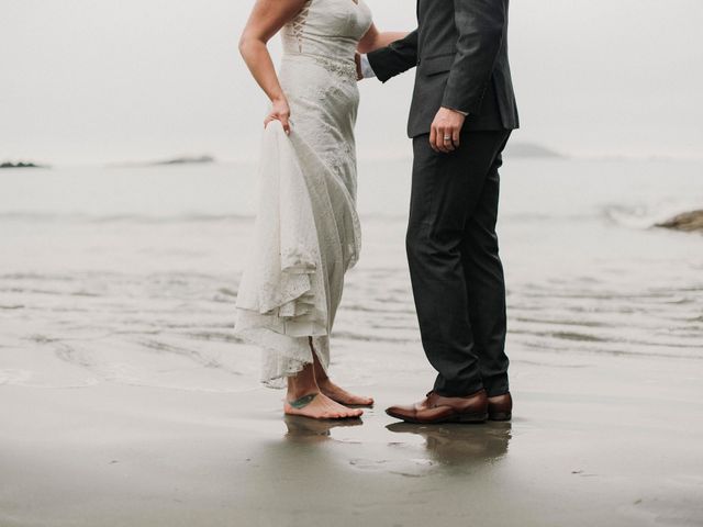 Joshua and Kirsten&apos;s wedding in Tofino, British Columbia 2