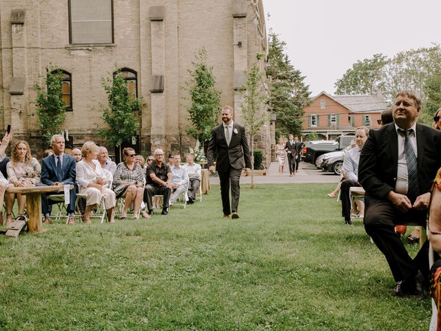 Colin and Jaymi&apos;s wedding in Millbrook, Ontario 33
