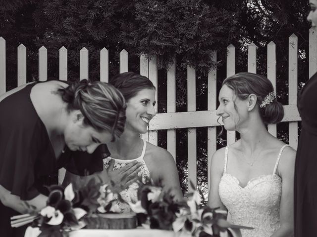 Cheryl and Christy&apos;s wedding in Niagara on the Lake, Ontario 10