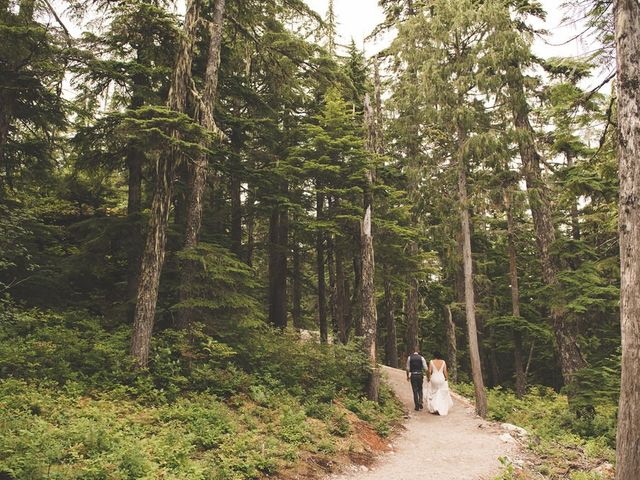 Jack and Ria&apos;s wedding in Squamish, British Columbia 13