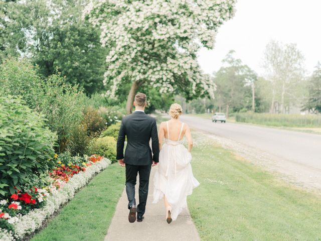Mike and Rachel&apos;s wedding in Niagara on the Lake, Ontario 32