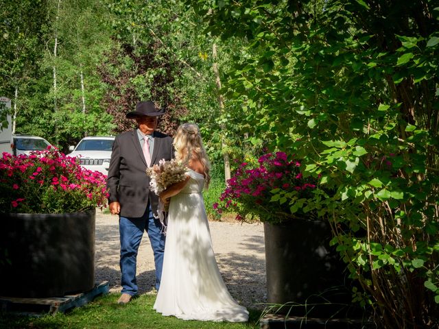 George and Marie&apos;s wedding in Mossleigh, Alberta 2