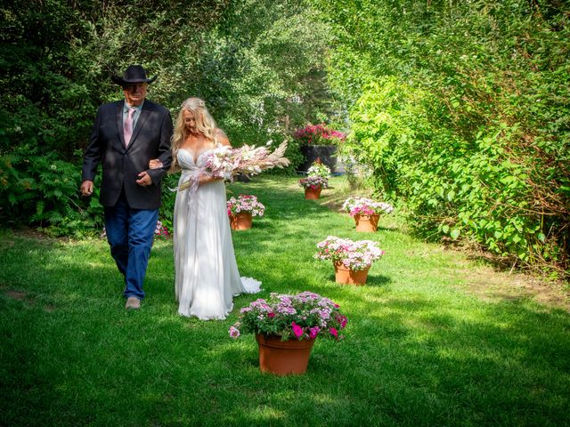 George and Marie&apos;s wedding in Mossleigh, Alberta 15