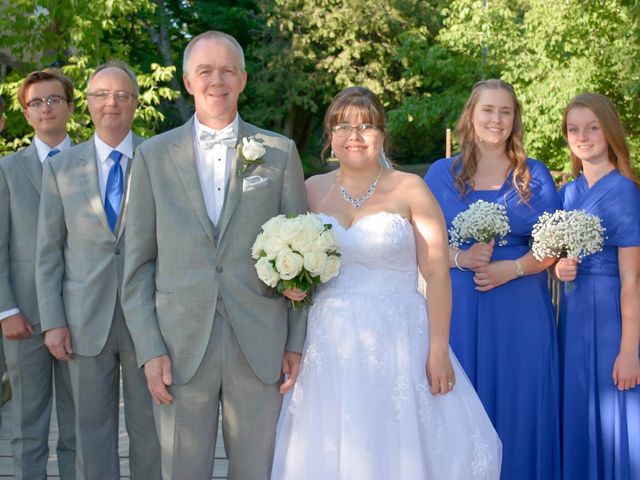 Daniel and Keena&apos;s wedding in Owen Sound, Ontario 17