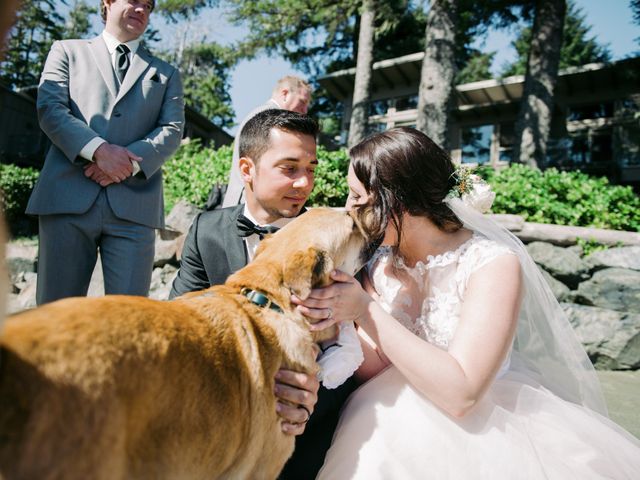 Dale and Kelsey&apos;s wedding in Tofino, British Columbia 74